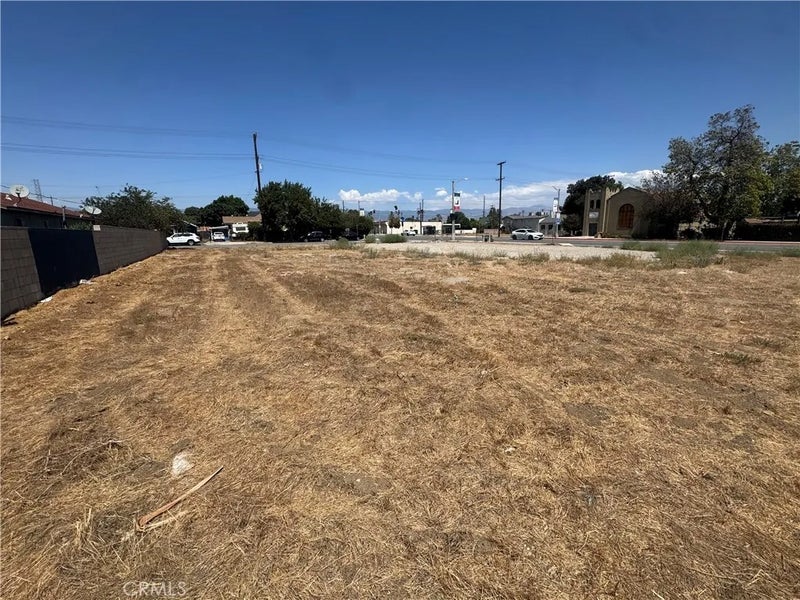 233 La Cadena Drive