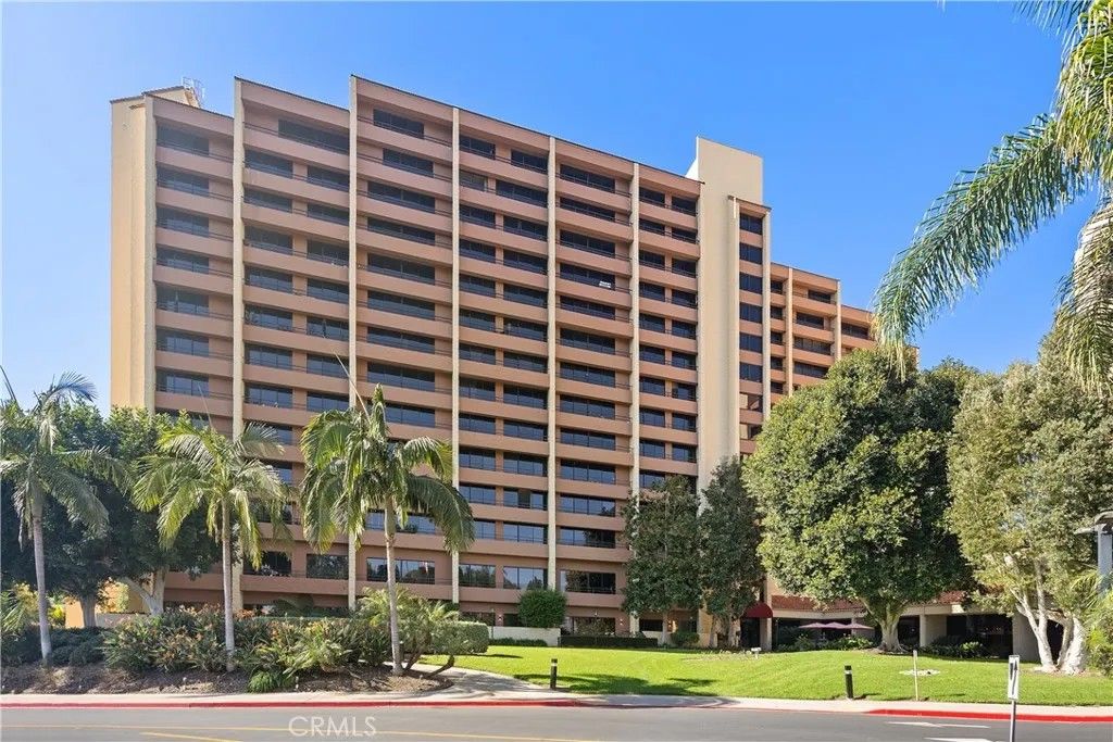 Photo of 24055 Paseo Del Lago #863, Laguna Woods, CA 92637 (MLS # OC26092183)