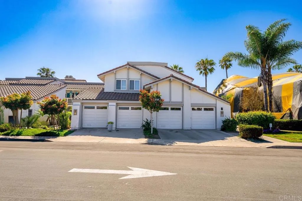 85 Kingston Court West