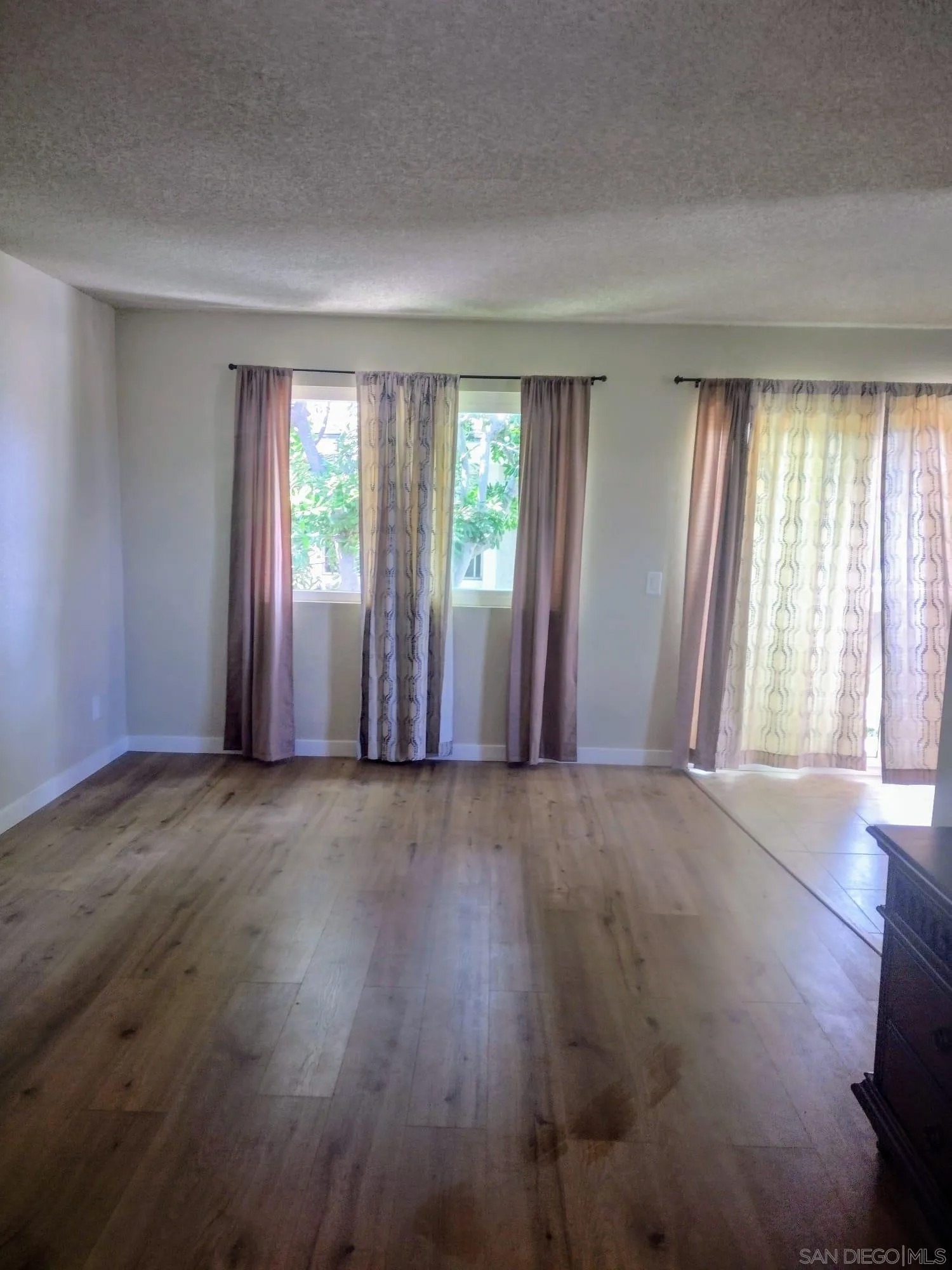 11187 KELOWNA ROAD 72