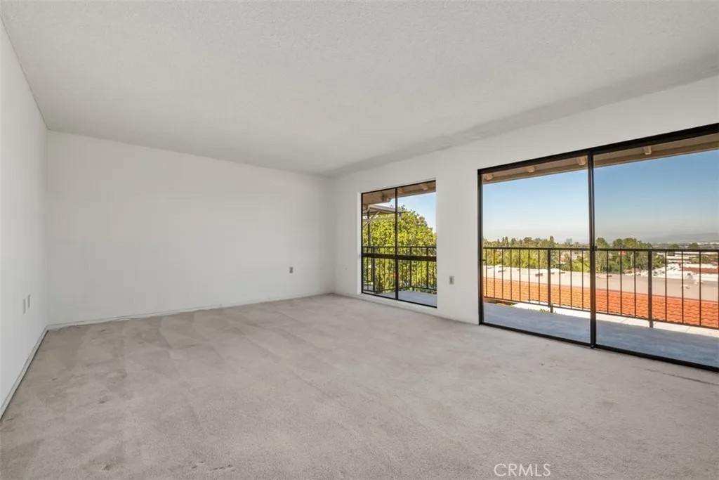 3110 Via Serena South P
