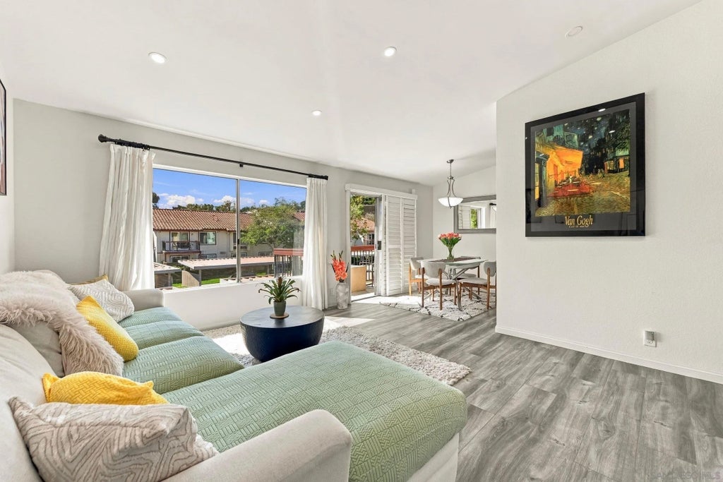 Photo of 4040 Porte La Paz #71, San Diego, CA 92122 (MLS # 260025081)