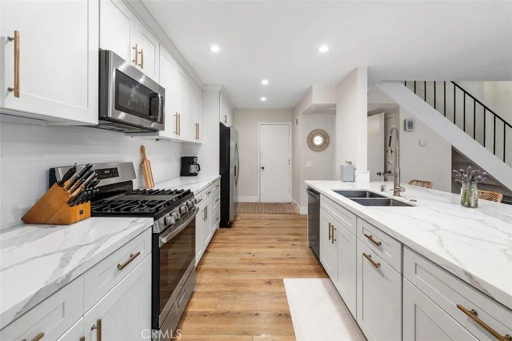 Photo of 490 Plaza Estival, San Clemente, CA 92672 (MLS # SW26056586)