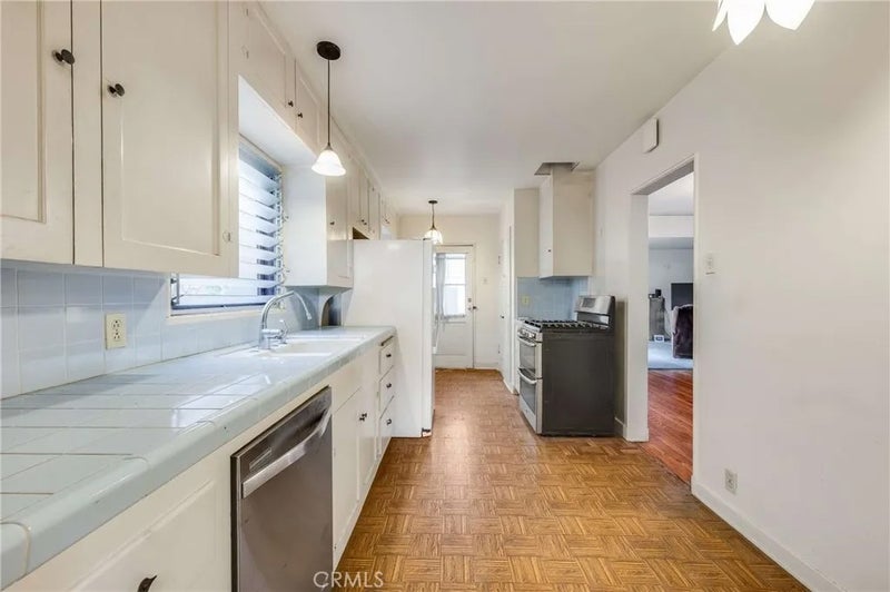 4235 Pepperwood