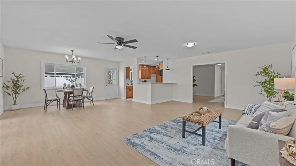 4312 Walnut