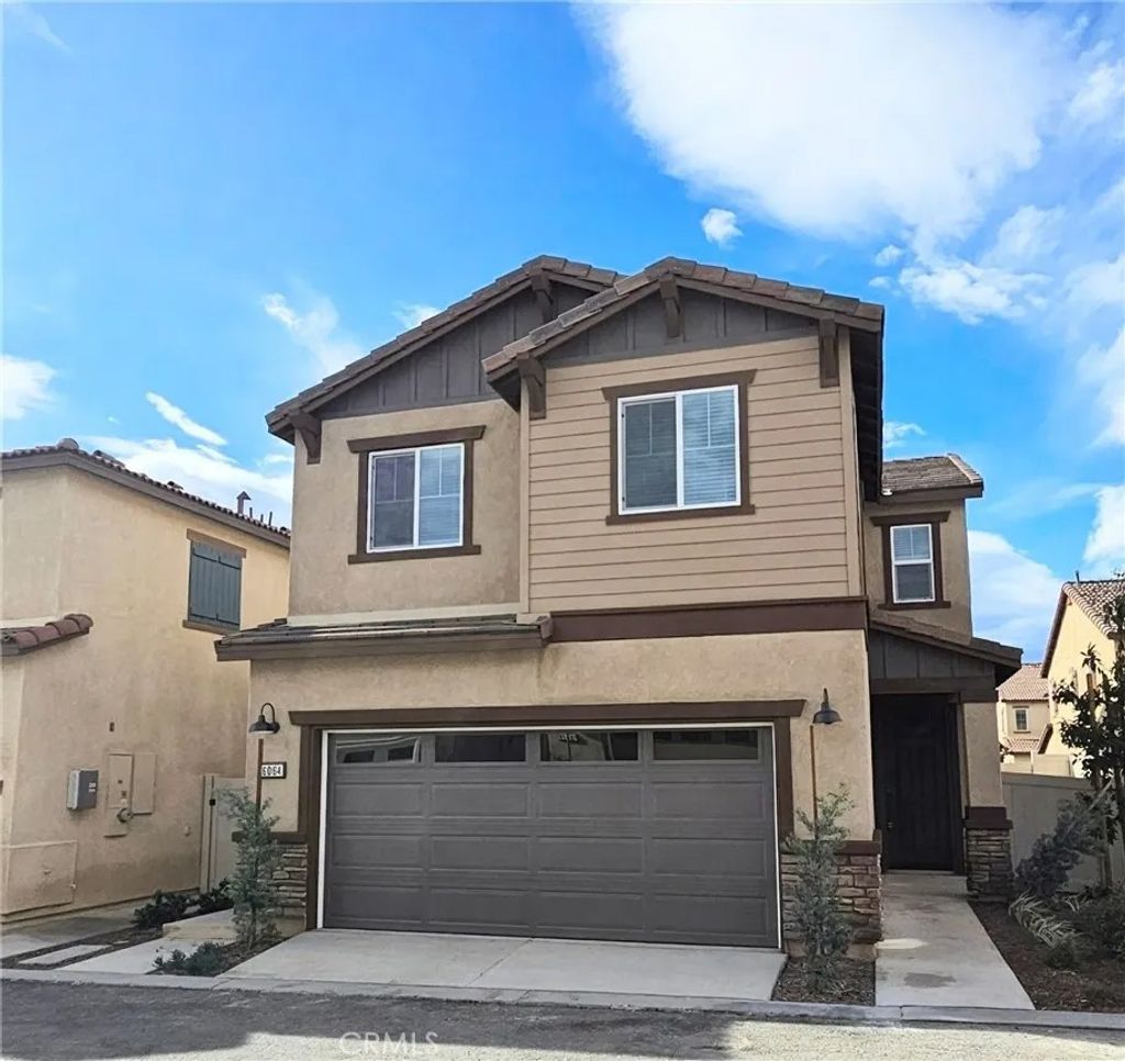 Photo of 16064 Esparza Lane, Fontana, CA 92336 (MLS # IG25265403)