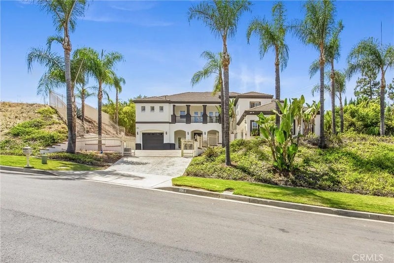 652 Fairway Drive