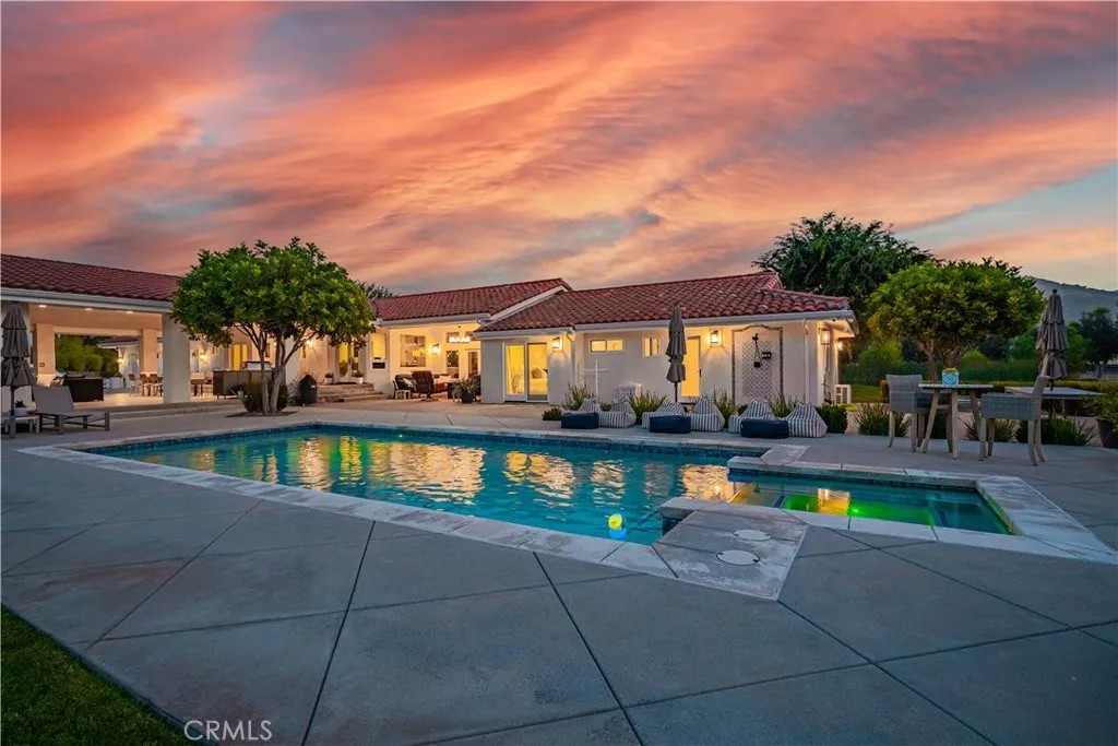 26465 Douglas Avenue