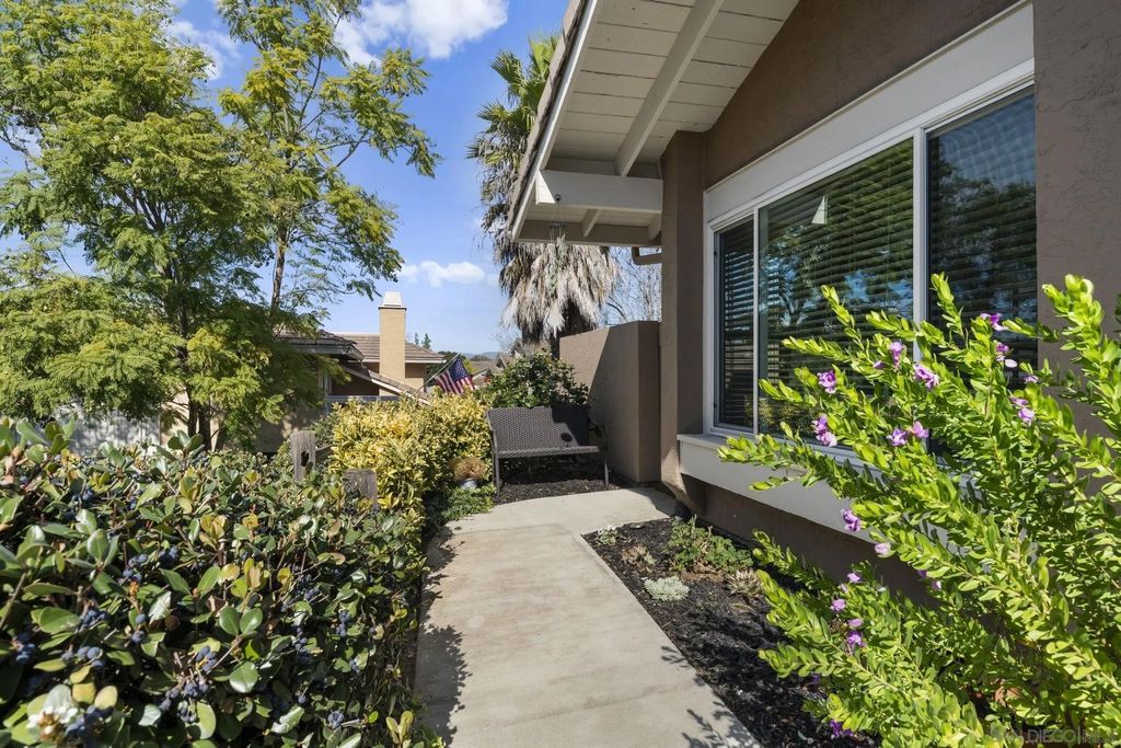 Photo of 17476 Fairlie Rd, San Diego, CA 92128 (MLS # 260004612)