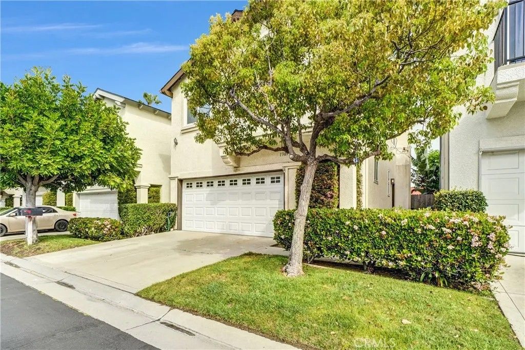 Photo of 1309 Hunt Terrace, Harbor City, CA 90710 (MLS # SB26067423)