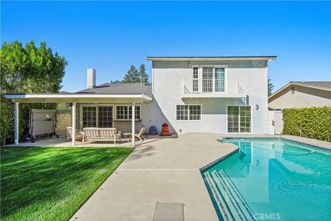Tiny photo for 29392 Hillrise Dr, Agoura Hills, CA 91301 (MLS # SR25251335)