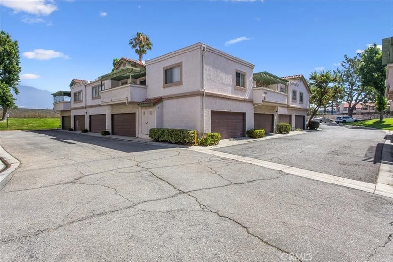 10246 Chaparral