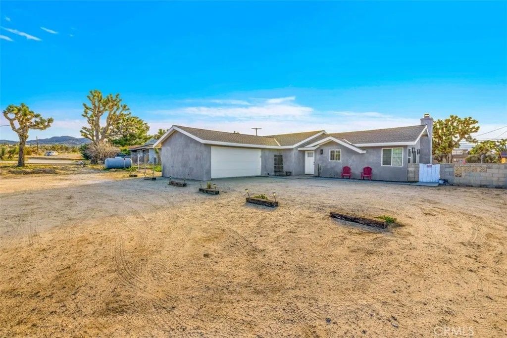 Photo of 8054 Joshua Lane, Yucca Valley, CA 92284 (MLS # JT26014089)