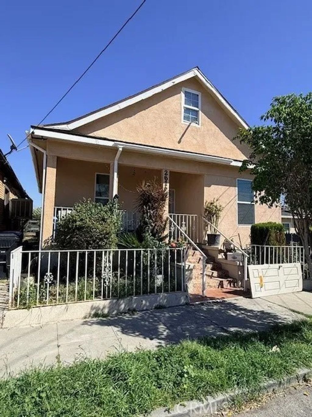 Photo of 261 Kendall Ave, San Bernardino, CA 92410 (MLS # IV26069485)