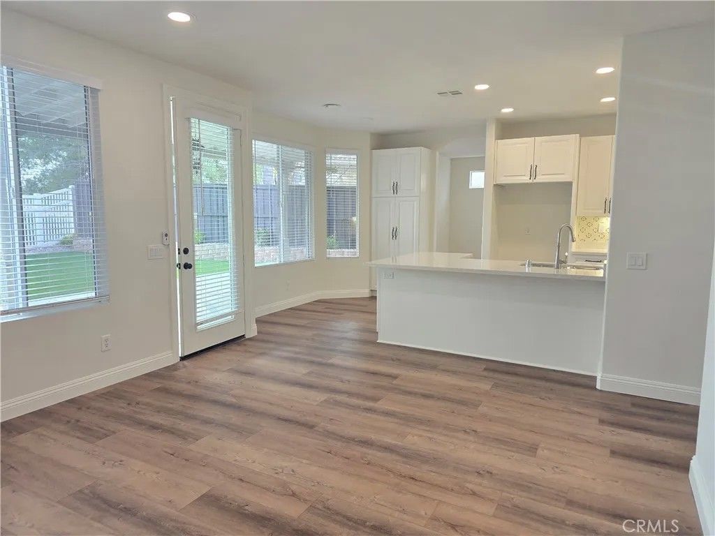 Photo of 32921 Adelante St, Temecula, CA 92592 (MLS # SW26016427)