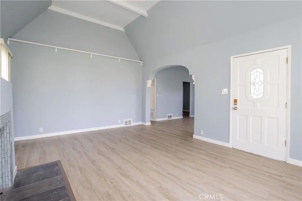 Photo of 7254 Amigo, Reseda, CA 91335 (MLS # SR26043293)