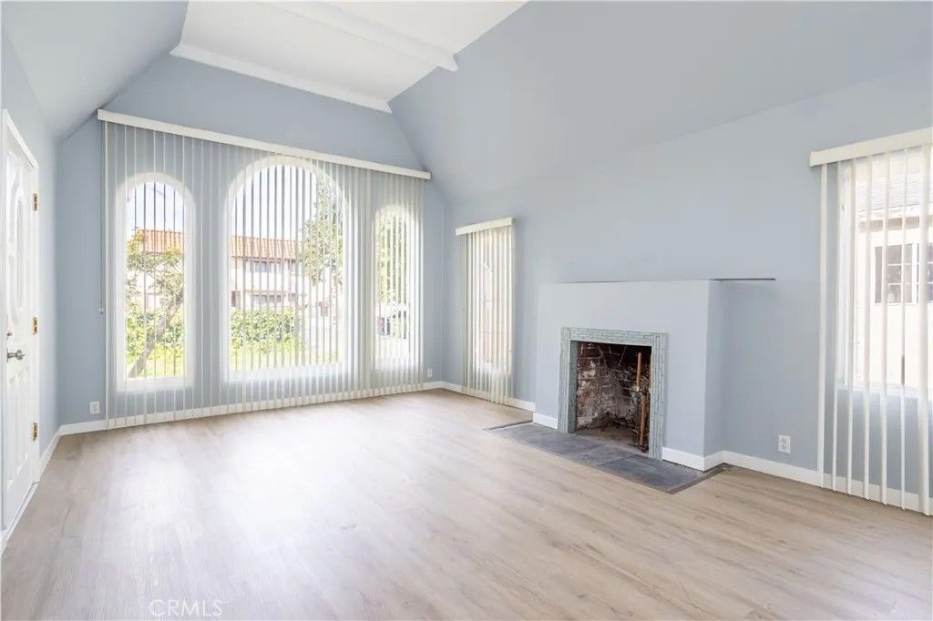 Photo of 7254 Amigo, Reseda, CA 91335 (MLS # SR26043293)