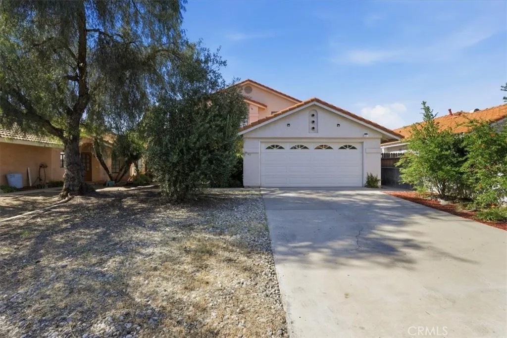 39649 Oak Cliff