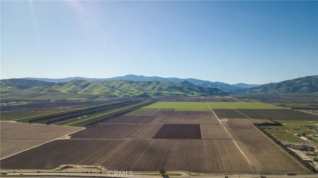 42100 El Camino Real