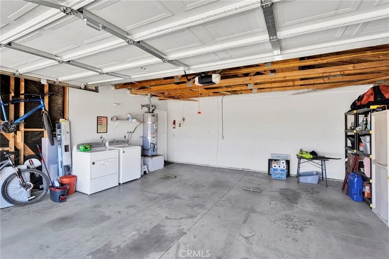 22779 El Centro