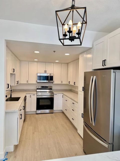 5845 FRIARS RD 1316 San Diego CA 92110