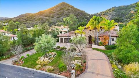 Photo of 22214 Bear Creek, Murrieta, CA 92562 (MLS # OC26001918)