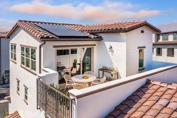 828 E Florista Lane