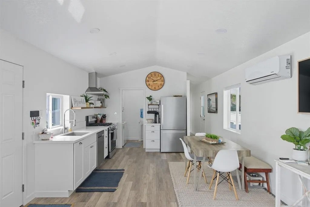 6550 Ponto Drive 14