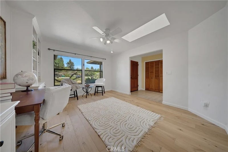 645 Black Oak Drive