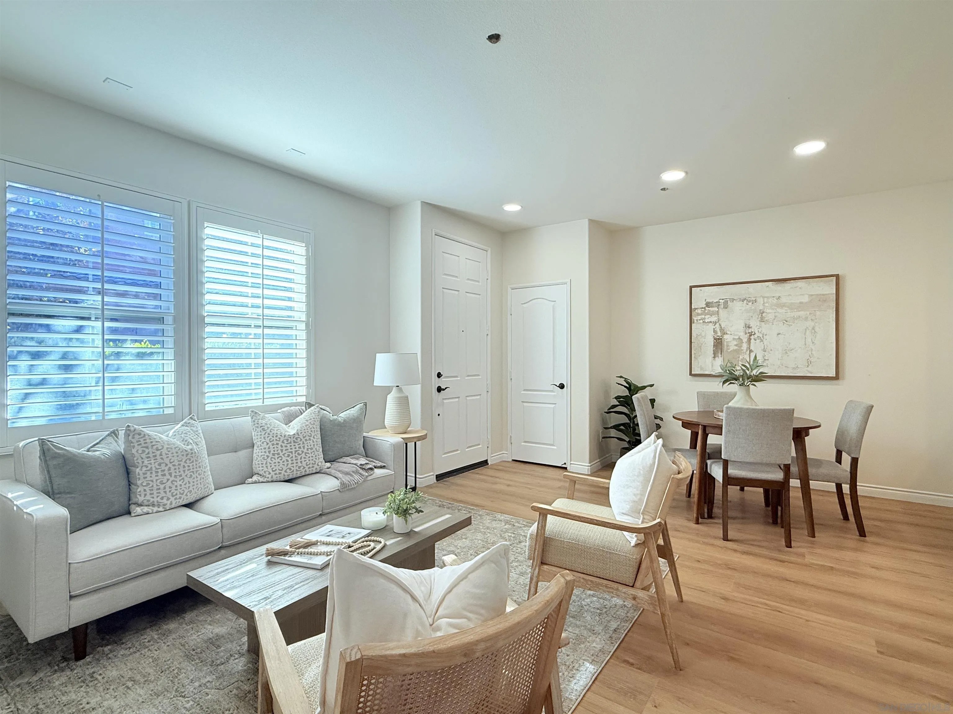 17070 Calle Trevino 5