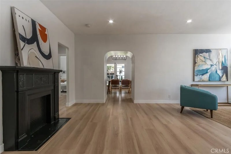 1636 N Sierra Bonita Avenue
