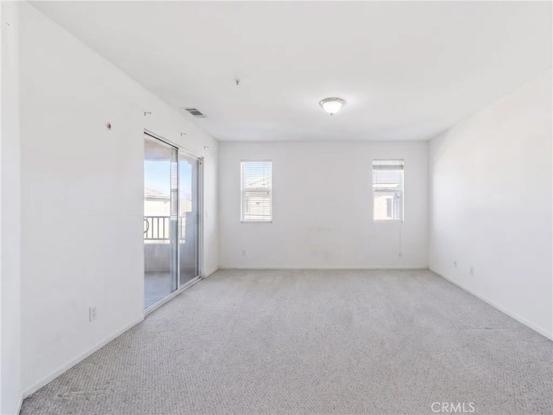 3957 Durfee