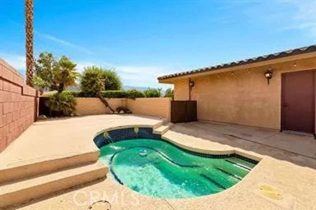 Photo of 76946 Kentucky Ave, Palm Desert, CA 92211 (MLS # SW26052900)