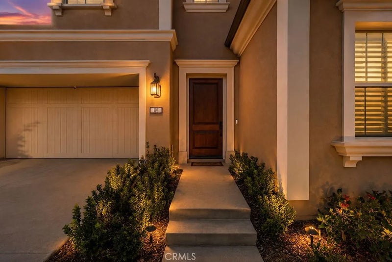 108 Oakstone