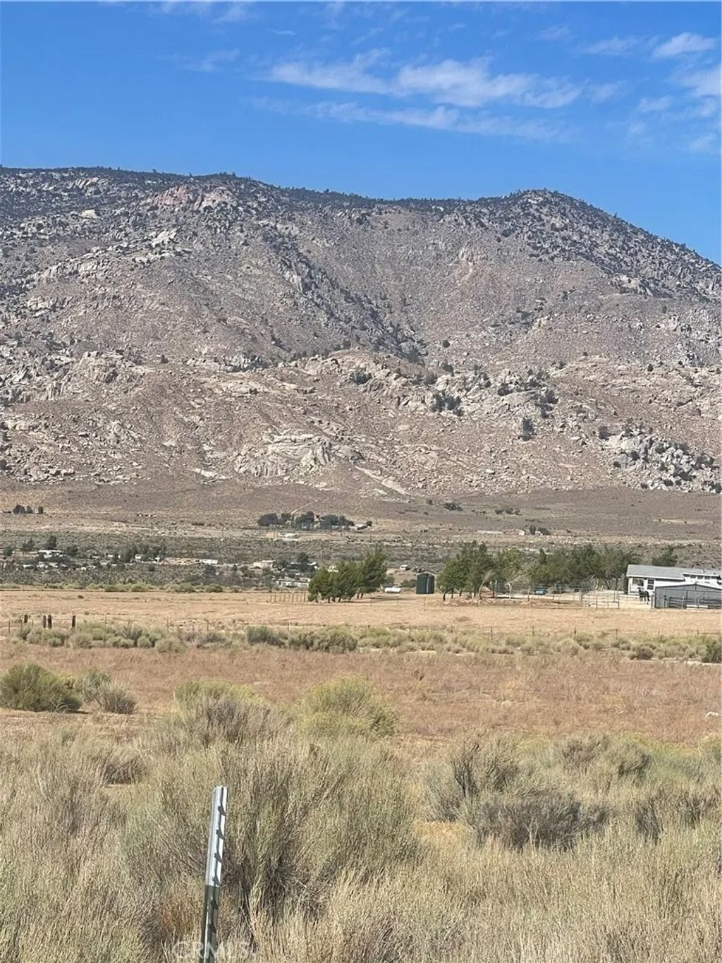 Photo of 22836 Bailey Ave, Onyx, CA 93255 (MLS # SB25239937)