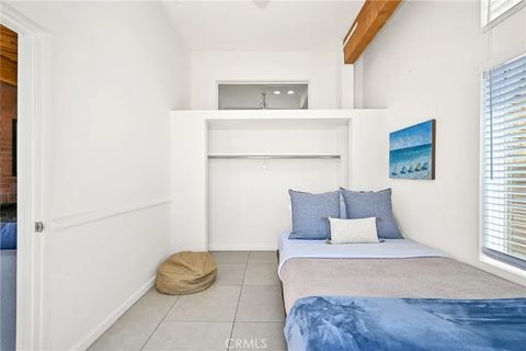 Tiny photo for 4103 Seashore Dr, Newport Beach, CA 92663 (MLS # OC25252893)