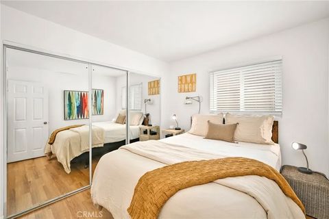 Tiny photo for 4103 Seashore Dr, Newport Beach, CA 92663 (MLS # OC25252893)