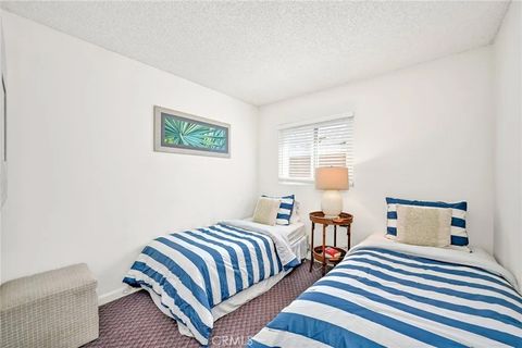 Tiny photo for 4103 Seashore Dr, Newport Beach, CA 92663 (MLS # OC25252893)