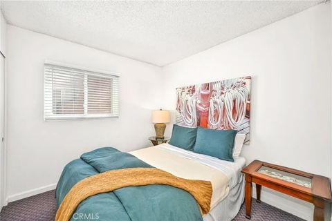 Tiny photo for 4103 Seashore Dr, Newport Beach, CA 92663 (MLS # OC25252893)