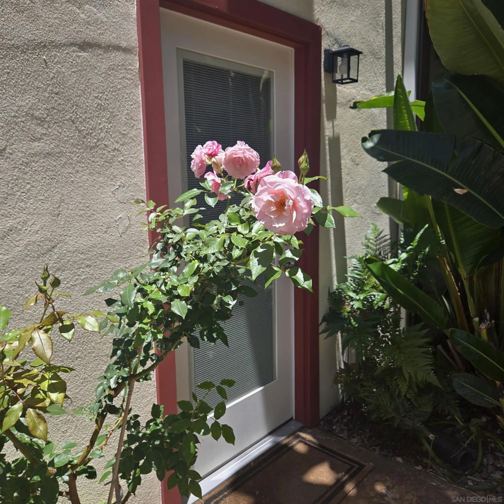 Photo of 411 2nd ST, Coronado, CA 92118 (MLS # 260014724)