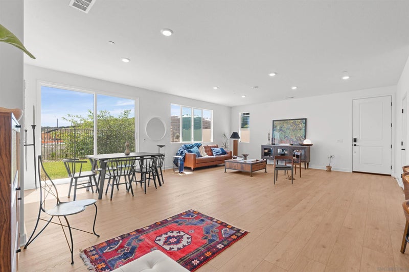 845 Hana Ave 2