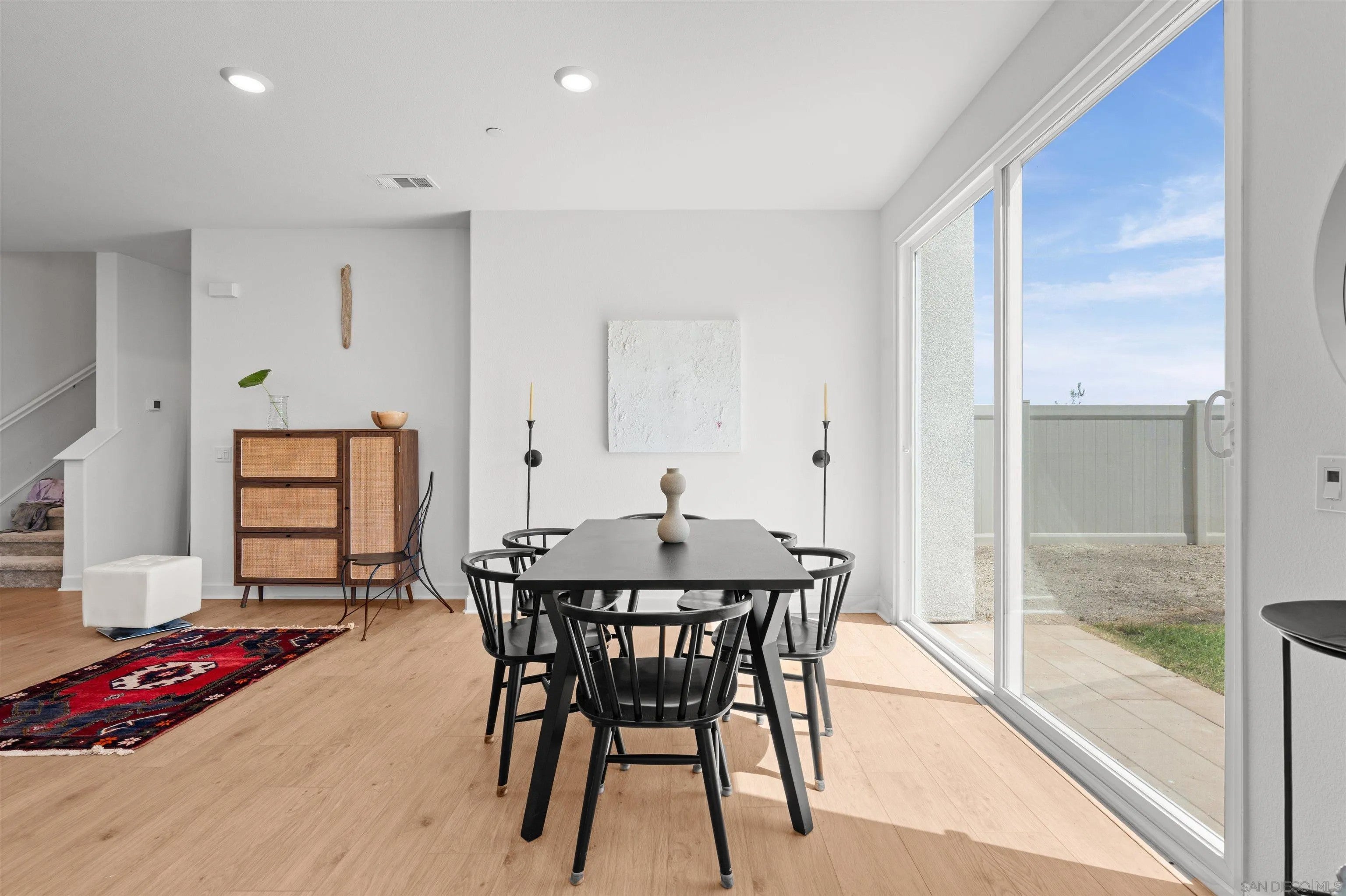 845 Hana Ave 2