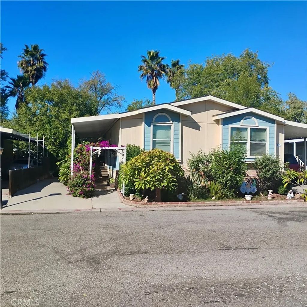 Photo of 2851 S La Cadena Dr #110, Colton, CA 92324 (MLS # DW25270679)