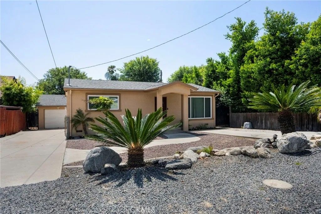 Photo of 9331 La Vine ST, Rancho Cucamonga, CA 91701 (MLS # CV26094953)