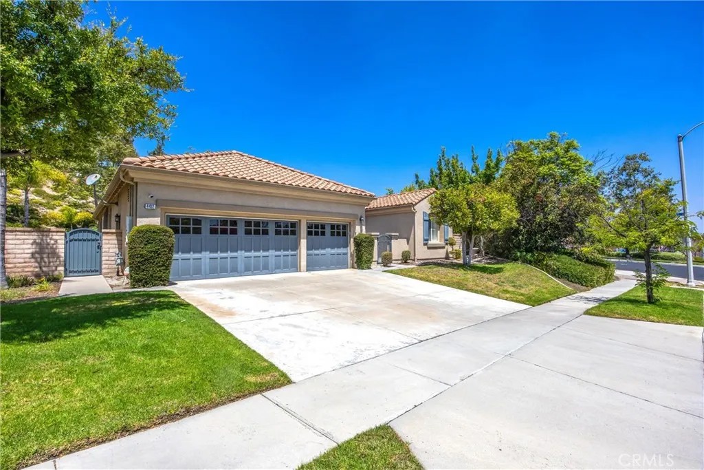 4412 Signature Dr