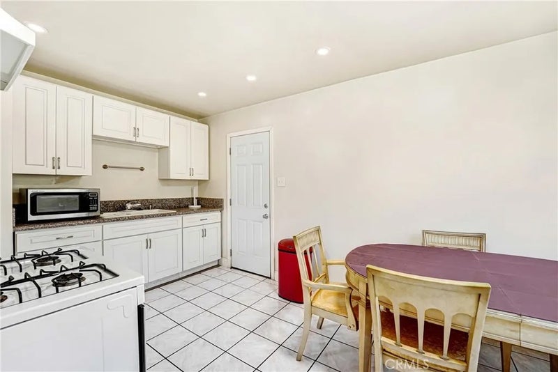 3818 W 111TH Place