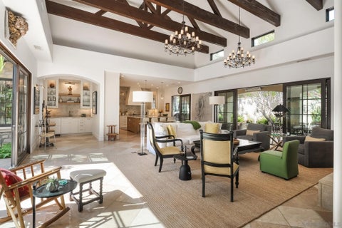Photo of 1040 Crest Dr, Encinitas, CA 92024 (MLS # 260022148)