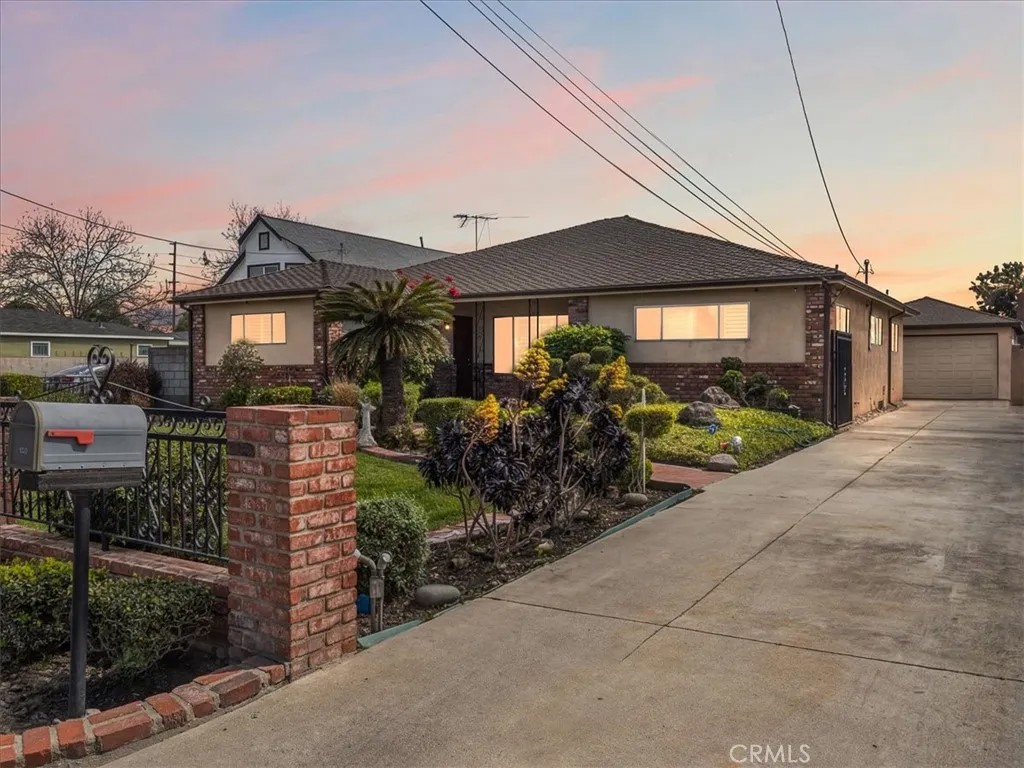 420 W Tichenor Street
