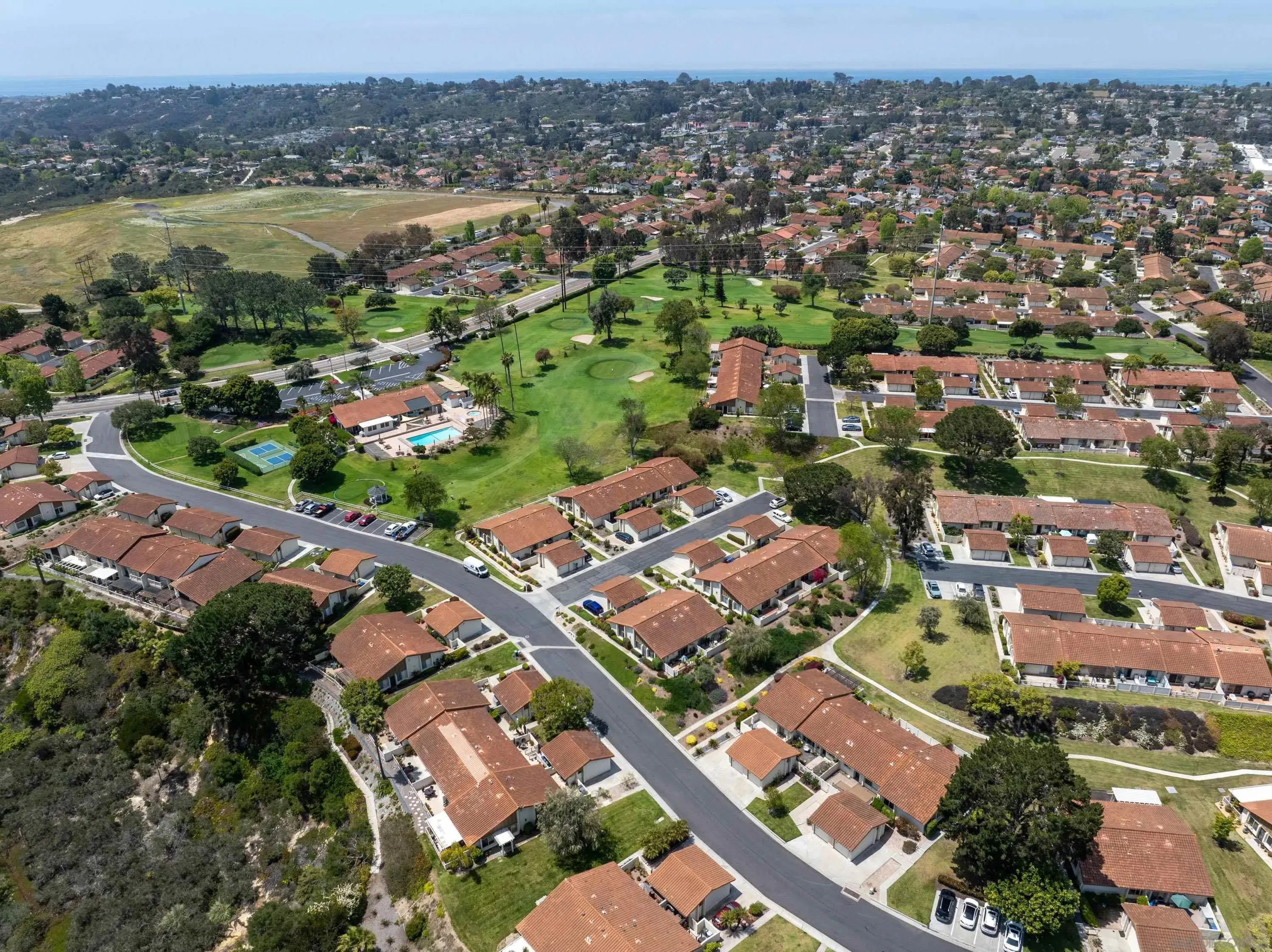 Encinitas, California 92024, United States, 3 Bedrooms Bedrooms, ,2 BathroomsBathrooms,Residential,Active,218538