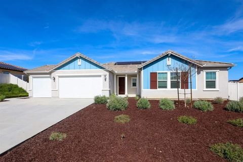 Photo of 13520 Walsh Way, Valley Center, CA 92082 (MLS # NDP2602628)